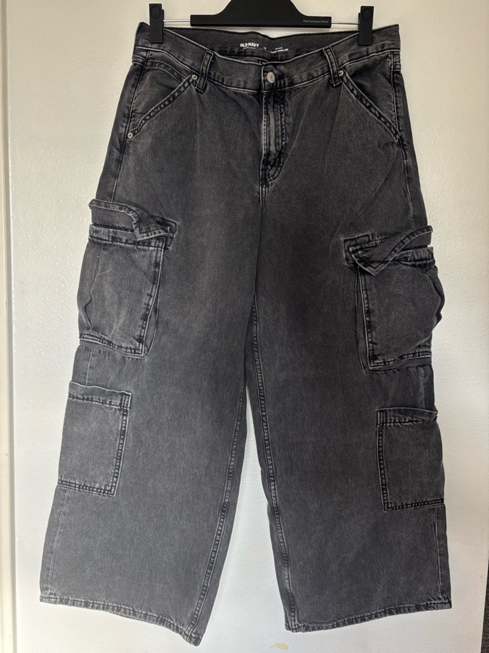 Old Navy Women’s Washed Black Cargo Jeans